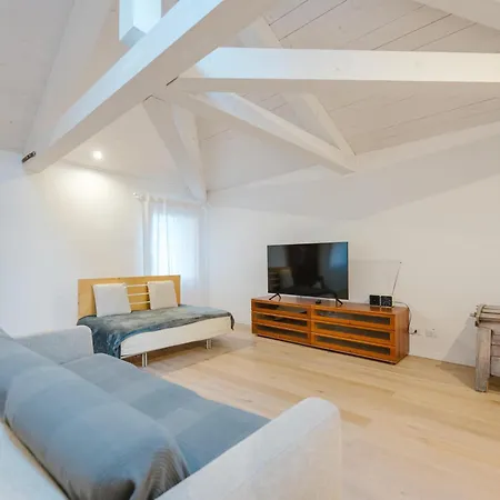 Apartamento Caneve - 15 Min From Venice & Wi-fi *